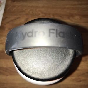 White 32oz Hydroflask